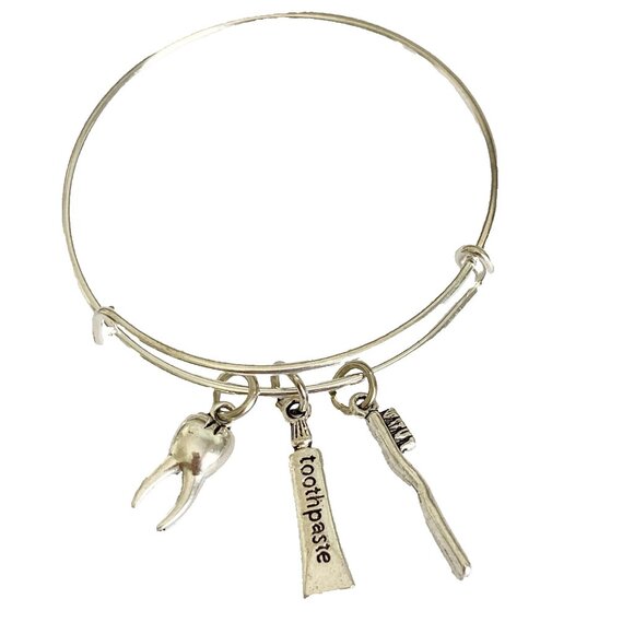 Dental Tooth Brush Charm Bracelet Silver tone Dentist Hygienist Graduation Gift - Picture 1 of 8